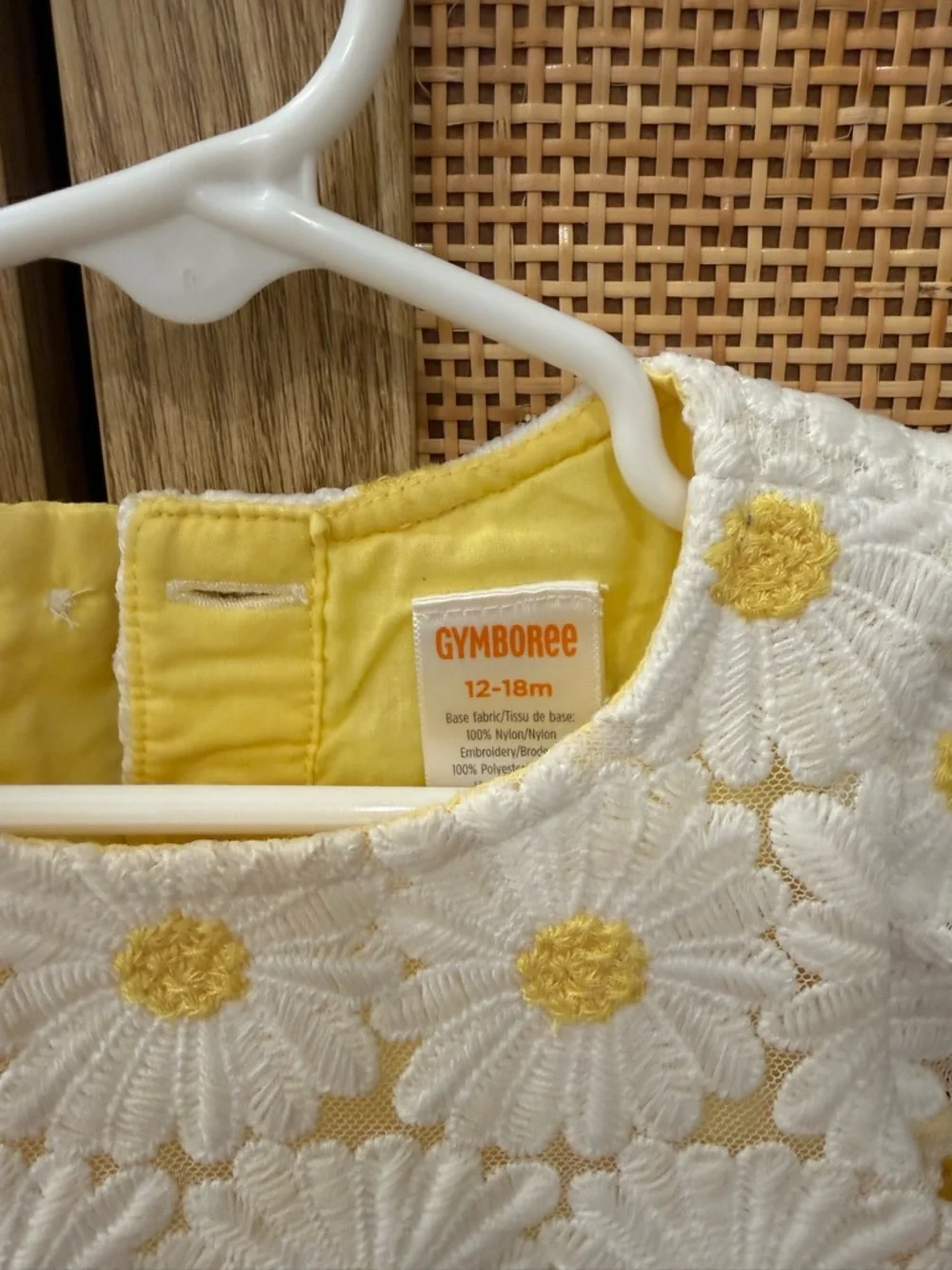 Gymboree White Lace Daisy Dress with Yellow Centers - Picture 4 of 5